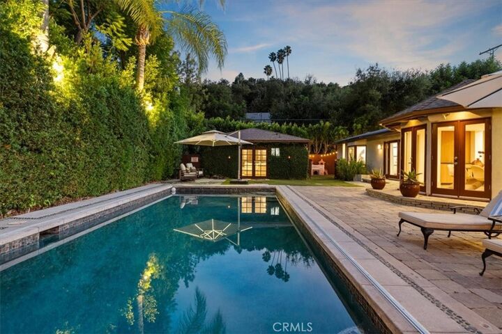 Property Photo: 4060 Harclare Lane CA 91436