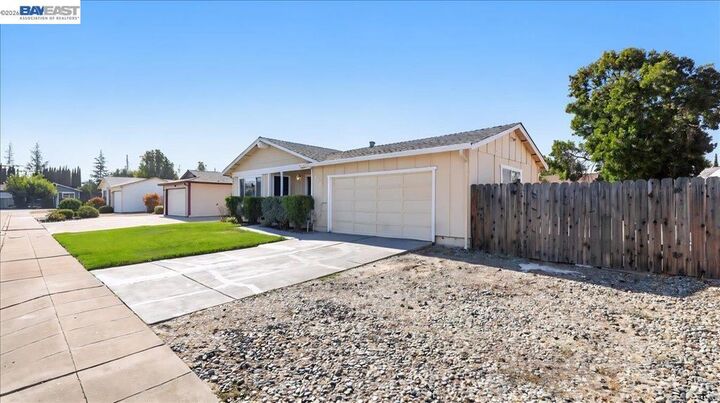 Property Photo:  5939 Idlewild Ave  CA 94551 