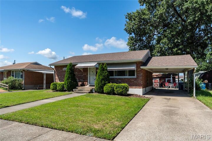 Property Photo: 3161 Carlson Avenue IL 62040