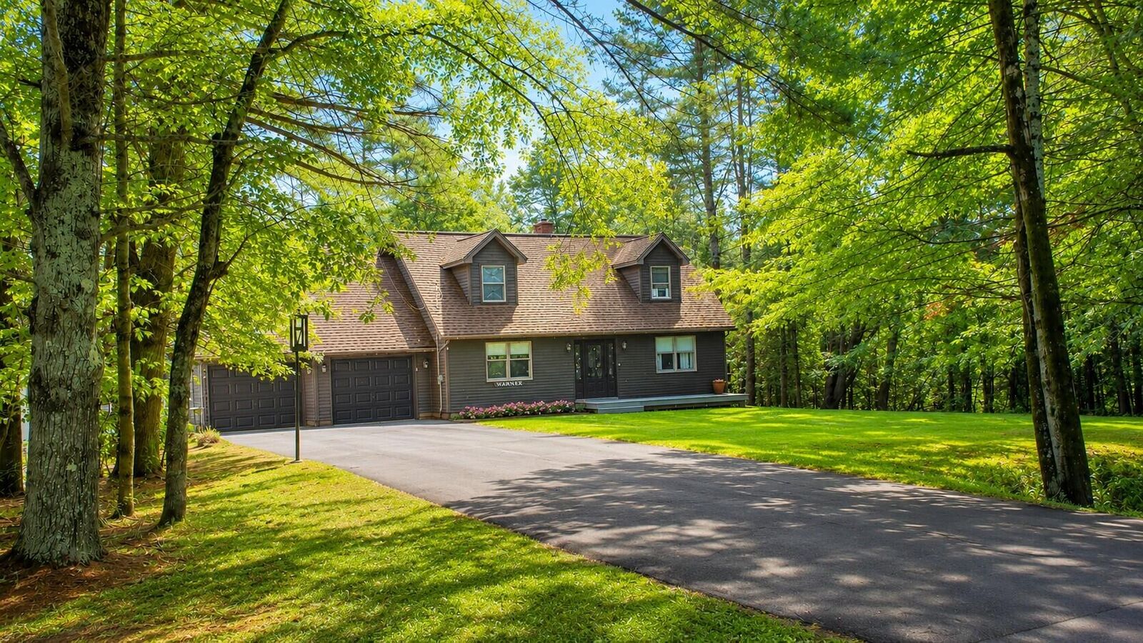 Property Photo:  9 Pine Grove Avenue  ME 04401 