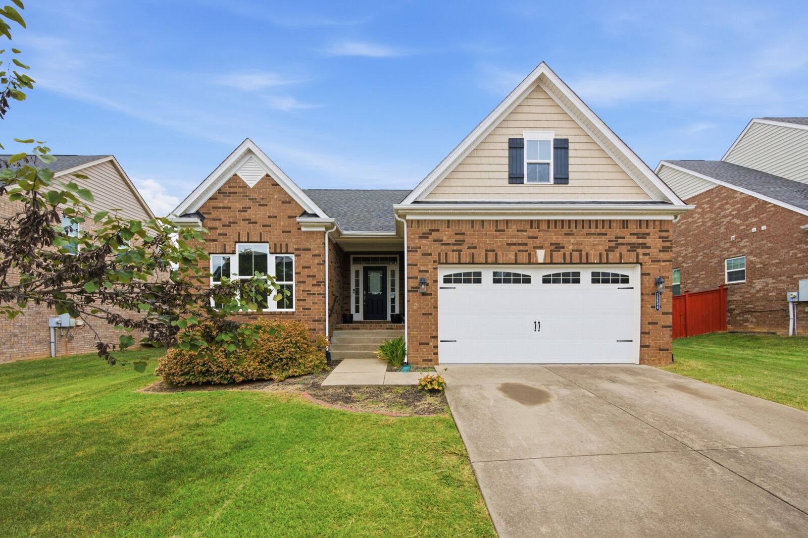 Property Photo: 2254 Broadway St TN 37135