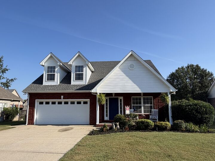 Property Photo:  812 Renaissance Ave  TN 37129 