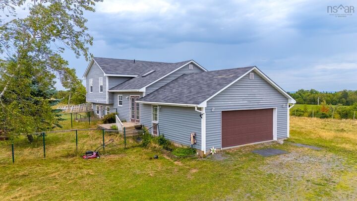 Property Photo: 89 Basinview Road NS B0P 1P0