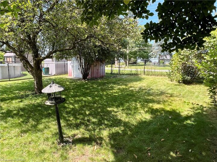 Property Photo: 14 Arbor Drive ON N3P 1Z3