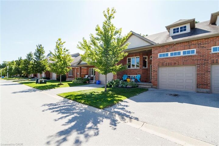 Property Photo: 39 Russett Drive ON N4L 0A5
