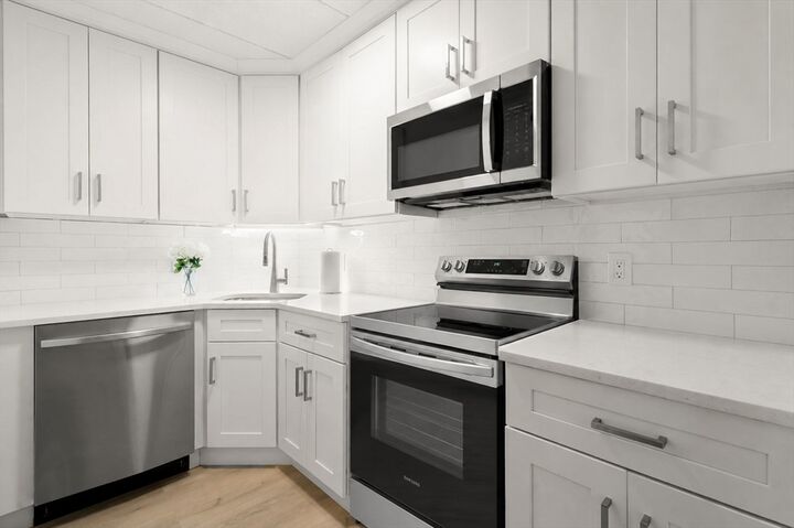 Property Photo:  16 Winter St 24A  MA 02451 