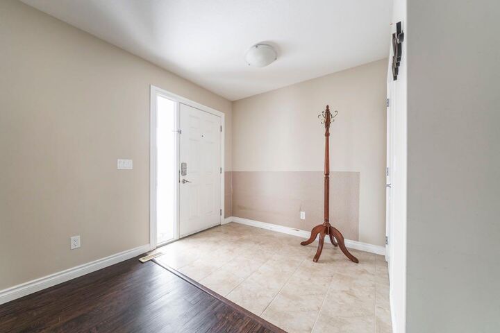 Property Photo:  240 Comeau Crescent  AB T9K 2X8 