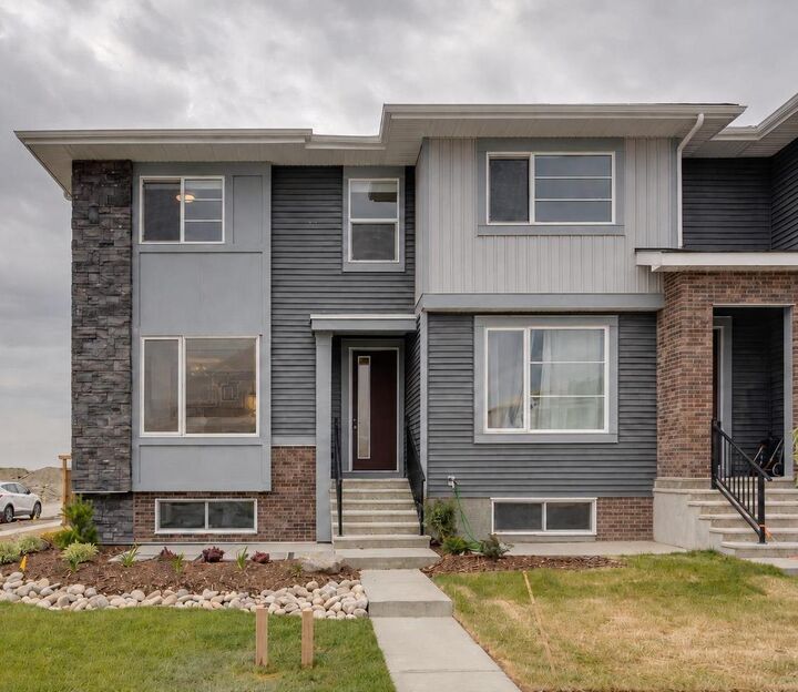 189 Cobblestone Gate SW — photo 1