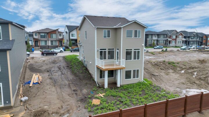 Property Photo: 63 Setonvista Grove SE AB T3M 4H9