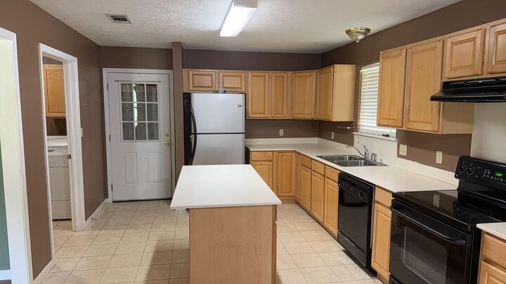 Property Photo:  222 North Ridge  LA 70634 