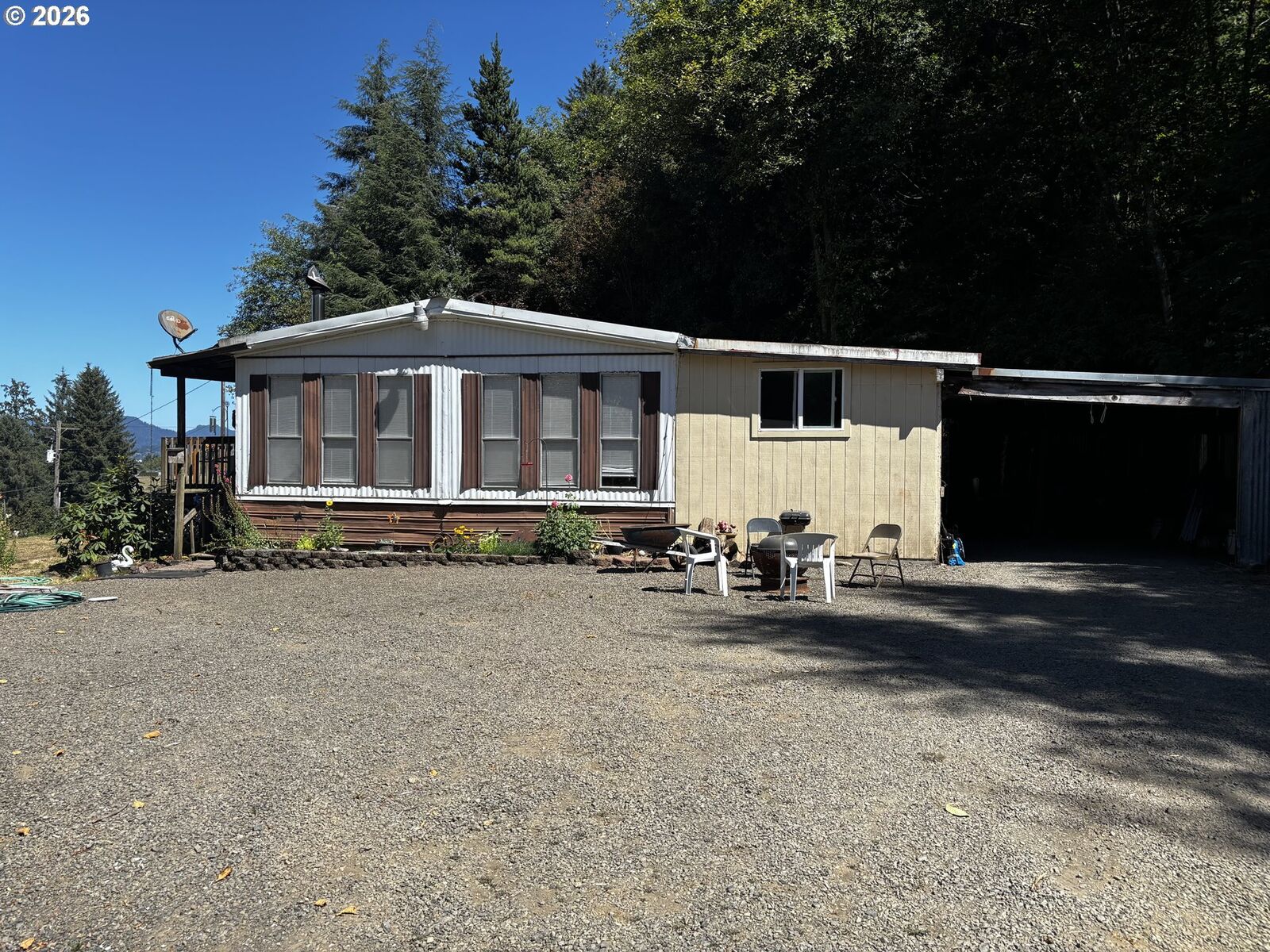 Property Photo: 8365 Bewley Creek Rd OR 97141