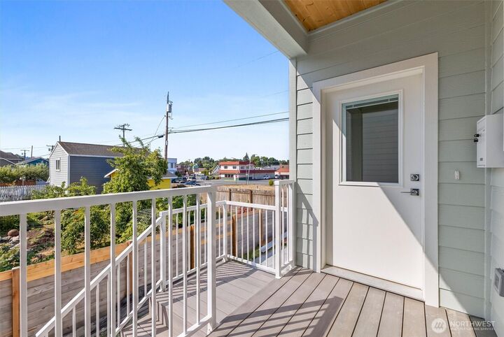 Property Photo:  2509  Peabody Street  WA 98225 
