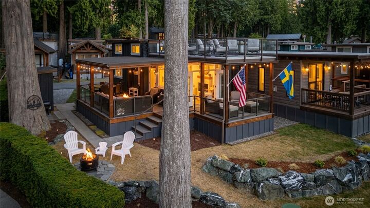 Property Photo: 990 S Lake Whatcom Boulevard 40 WA 98284