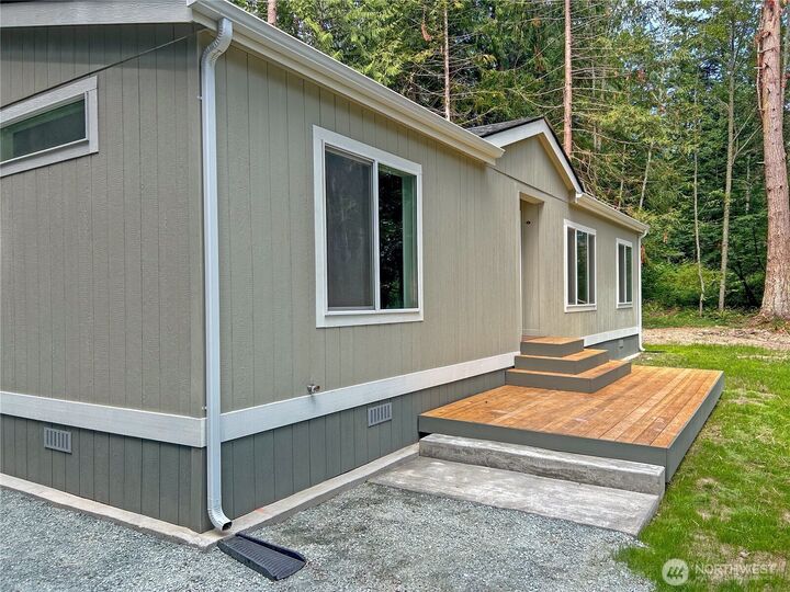 Property Photo: 871 S Lucille Street WA 98282