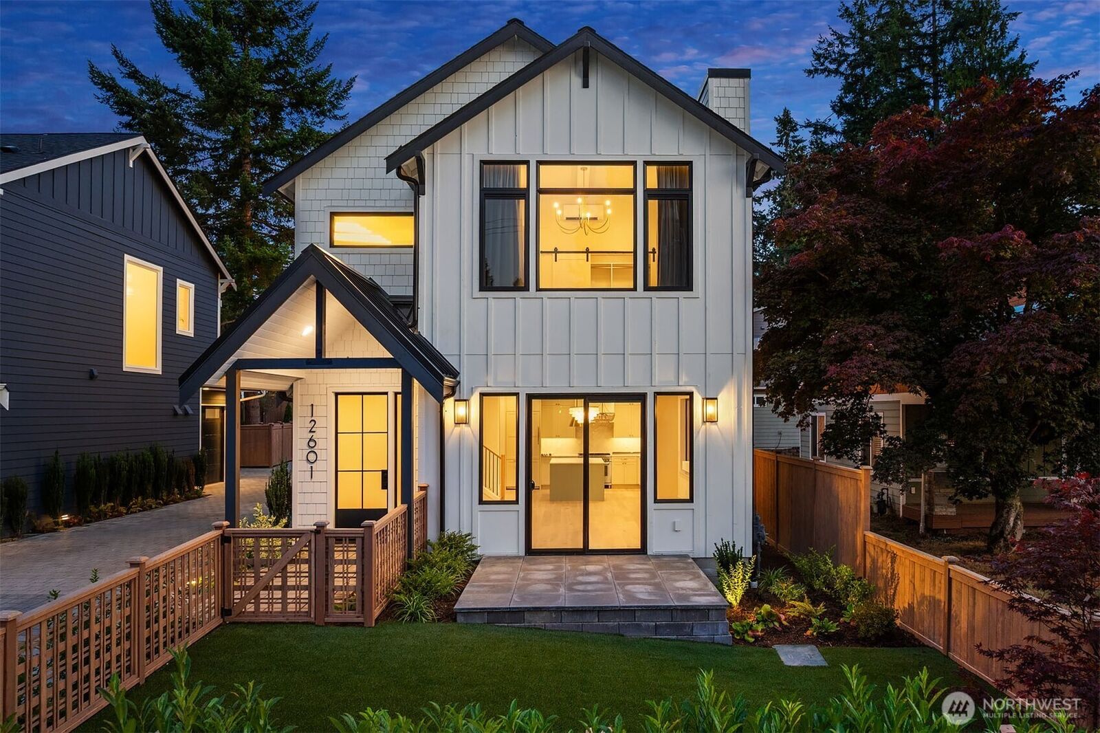 Property Photo: 12601 NE 80th Street WA 98033