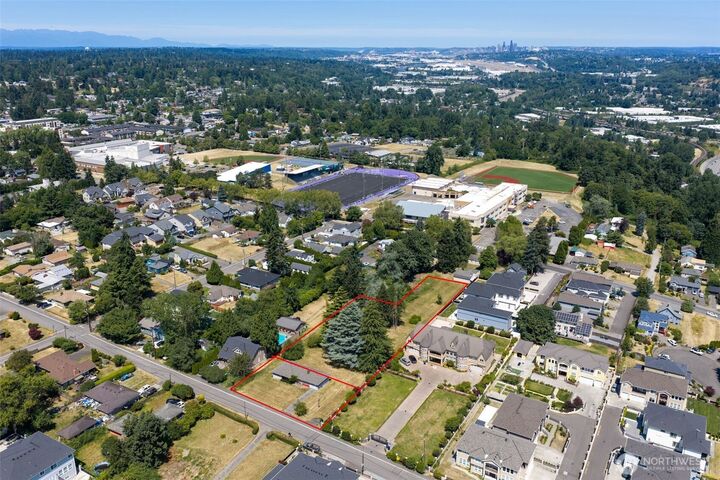 Property Photo:  4624 S 146th Street  WA 98168 