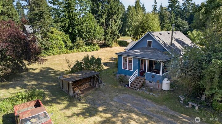 Property Photo: 10115 56th Street SE WA 98290