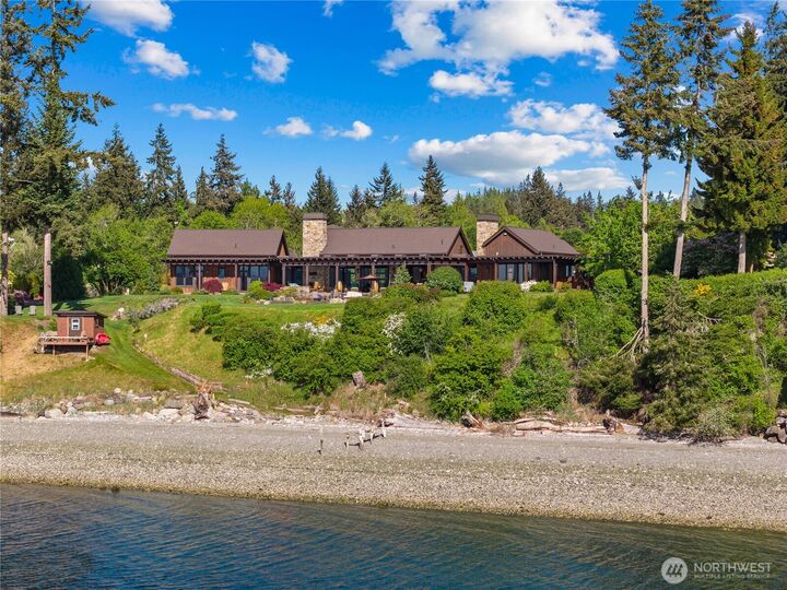 Property Photo: 165 NE Kinman Road WA 98370