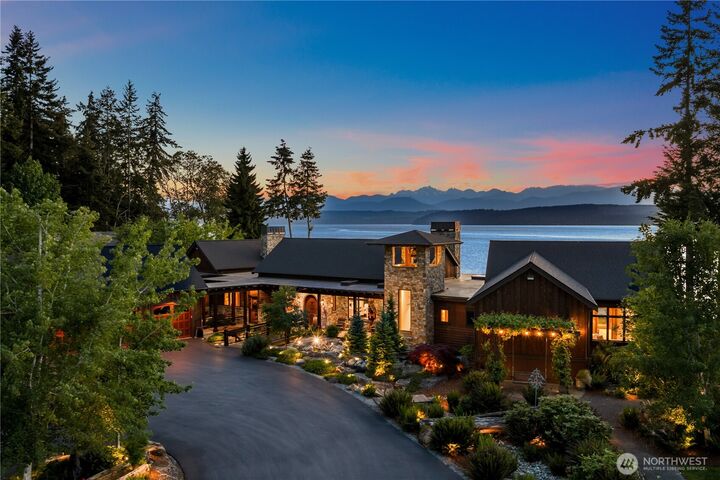 Property Photo: 165 NE Kinman Road WA 98370