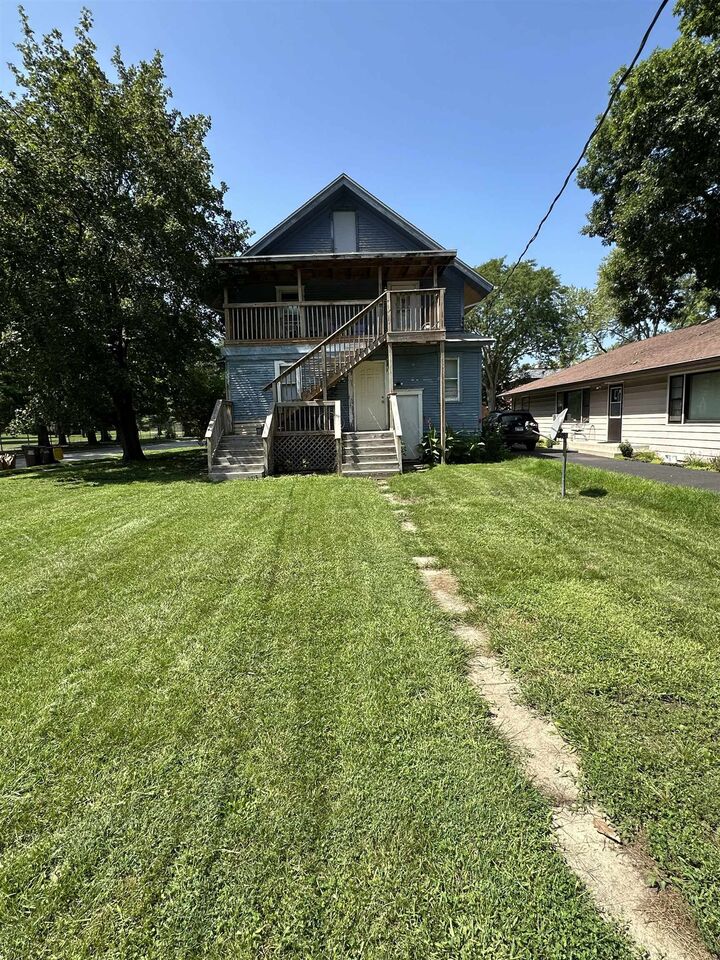 Property Photo:  2201-2203 Hancock Street  IL 61103 