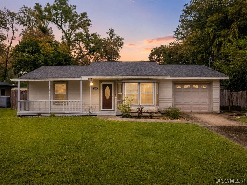 Property Photo: 6094 E Penrose Street FL 34452