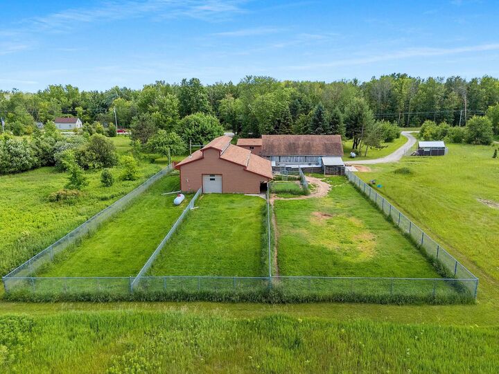 Property Photo:  7980 County Road E  WI 54154 