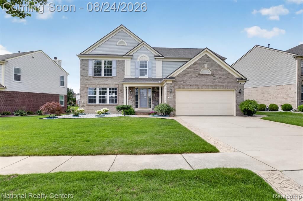 Property Photo:  34779 Giannetti Drive  MI 48312 