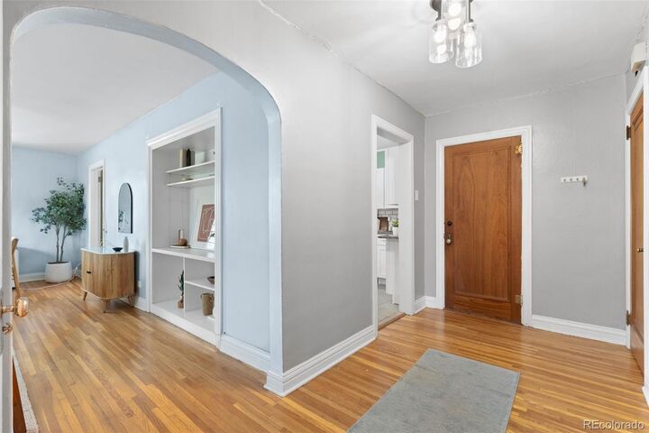 Property Photo:  3850 E 17th Avenue 5  CO 80206 