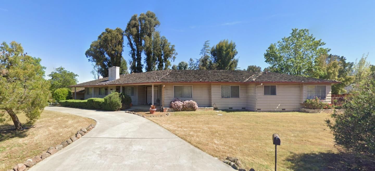 Property Photo:  15400 Via Caballero  CA 95030 