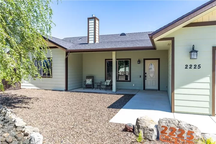 Property Photo:  2225 Holly Drive  CA 93446 