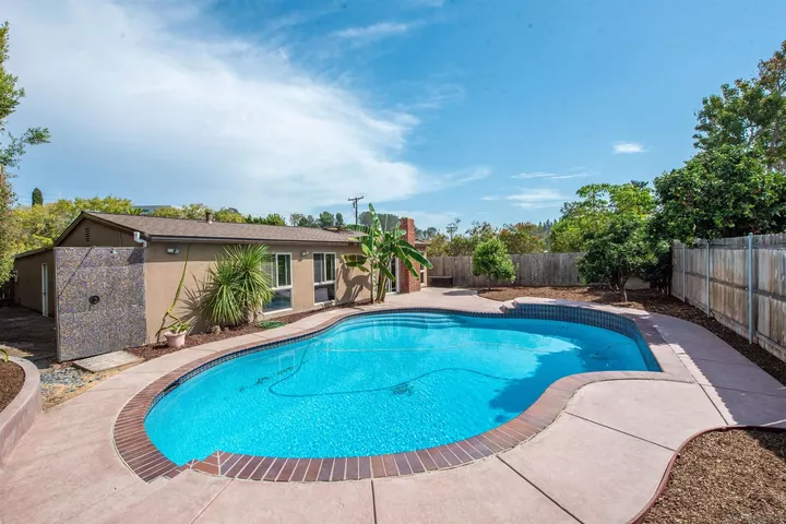 Property Photo:  3440 Rollsreach  CA 92111 