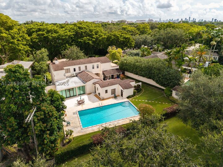 Property Photo:  4128 Pinta Ct  FL 33146 