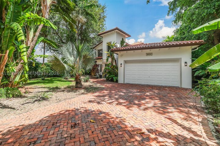 Property Photo:  6550 SW 75th Ter  FL 33143 