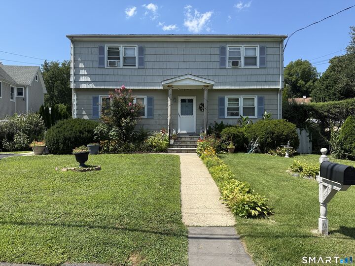 Property Photo:  29 Cowan Avenue  CT 06906 