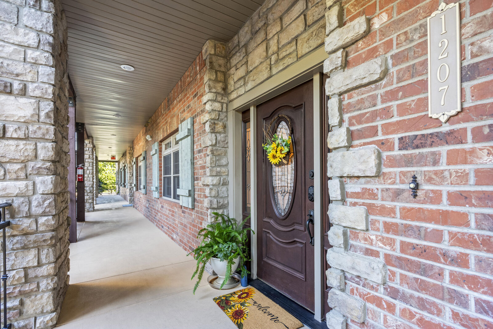 Property Photo:  1207 Riverstone Drive  MO 65616 
