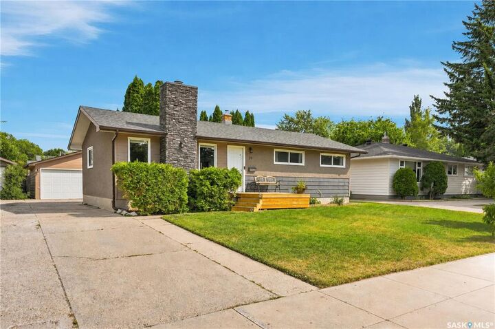 Property Photo: 39 Brown Crescent SK S7J 2R9