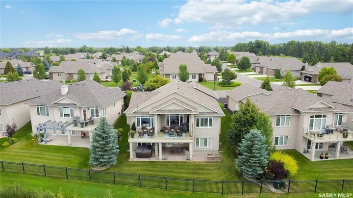 Property Photo: 602 Cartwright Street 102 SK S7T 0G5