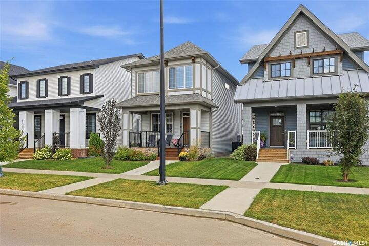 Property Photo: 171 Taube Avenue SK S7V 0W1