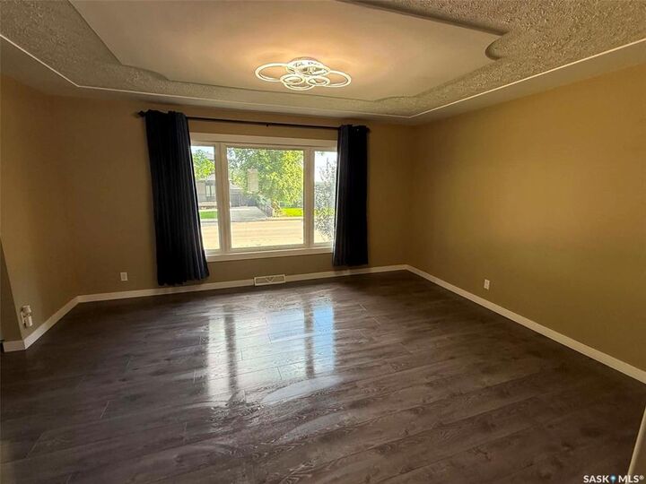 Property Photo: 1154 Caribou Street W SK S6H 2B5