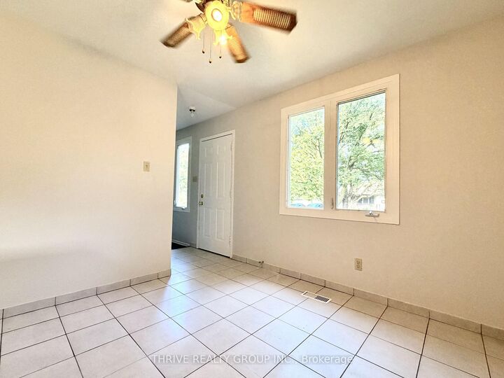 Property Photo: 202 Muriel Crescent ON N6E 2K6