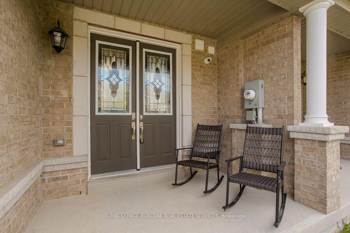 Property Photo: 11 Cooley Grove ON L9K 0J7