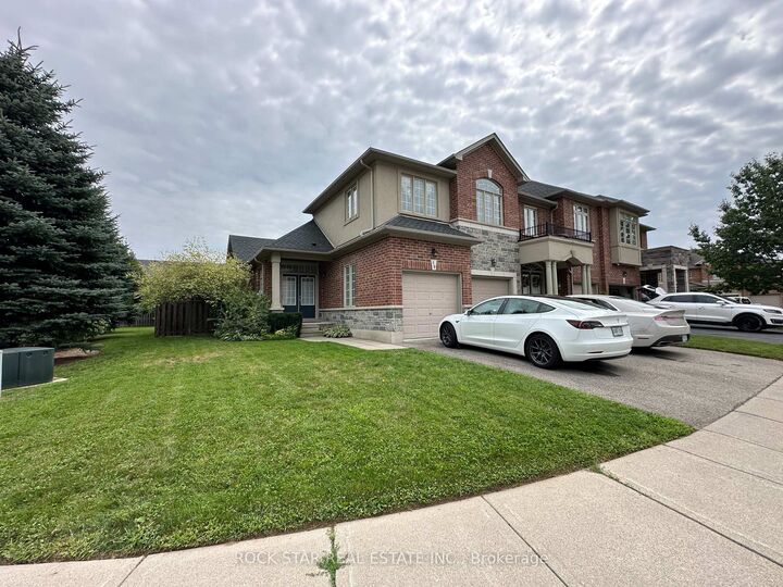 Photo de la propriété:  99 Panabaker Drive 49  ON L9G 5E3 