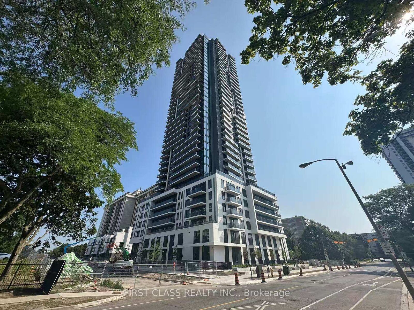 Property Photo:  15 David Salomon Drive 703  ON M3C 1E7 