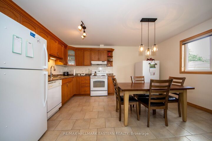 Property Photo:  878 Armour Road 202  ON K9H 2A6 