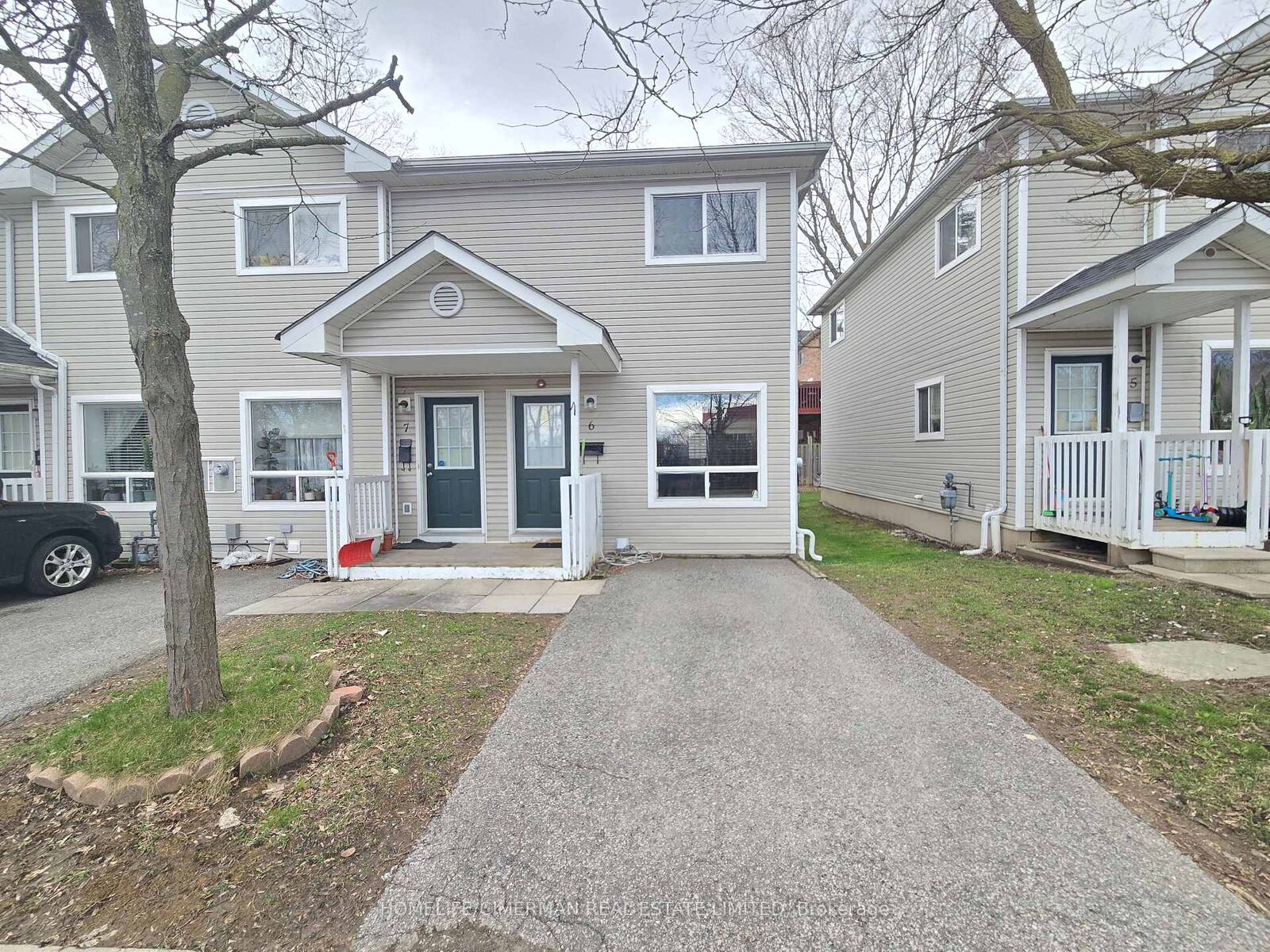 Property Photo:  4277 Lawrence Avenue E 6  ON M1E 2S8 
