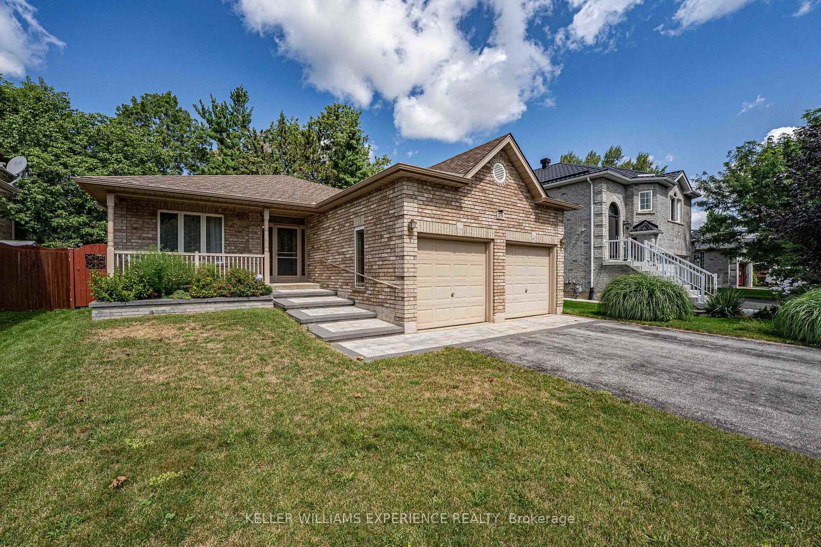 Property Photo: 74 Ruffet Drive ON L4N 0N8