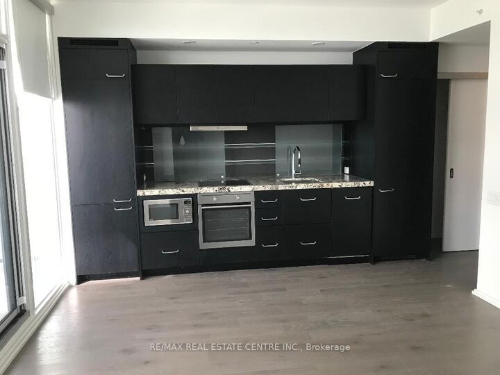 Photo de la propriété:  45 Charles Street 4703  ON M4Y 0B8 