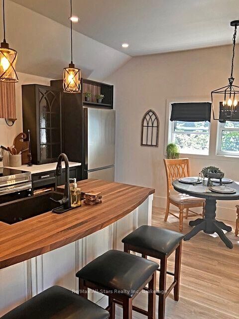 Property Photo:  283 Margaret Street  ON N4L 1B5 