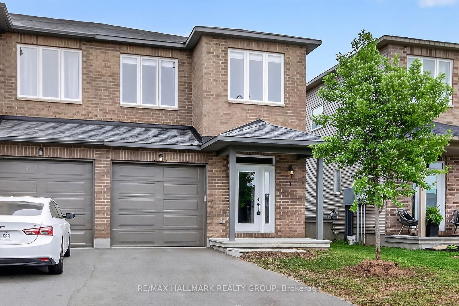 Property Photo:  7 McPhail Road  ON K7C 0W8 