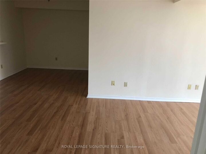 Property Photo: 265 Enfield Place 1206 ON L5B 3Y7